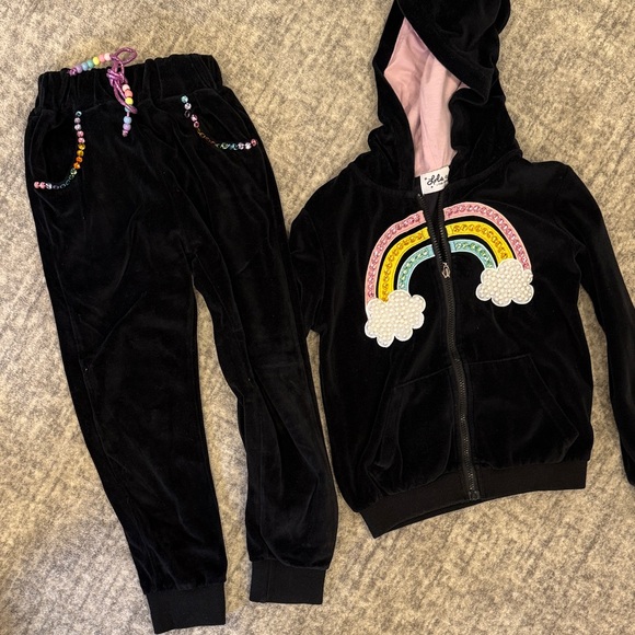 Lola and the boys black velour set! - Picture 2 of 5